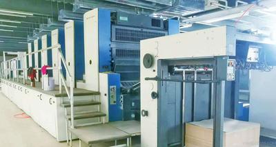2001年KBA142-6+L​X高宝全张六色+过油高配二手印刷机